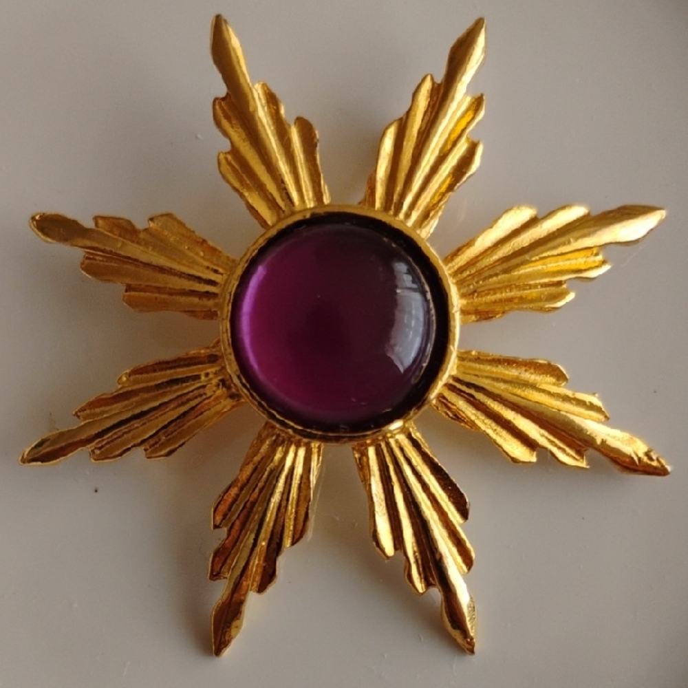 Bursting Star-Sun Jelly Belly Style Gold and purple tone Brooch
